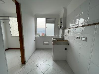 Apartamento de 3 alcobas en arriendo en La Palma, Medellín, 95 m² · foto 7 de 20