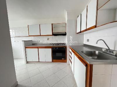 Apartamento de 3 alcobas en arriendo en La Palma, Medellín, 95 m² · foto 9 de 20