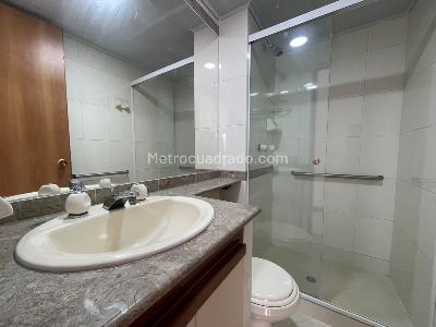 Apartamento de 3 alcobas en arriendo en La Palma, Medellín, 95 m² · foto 10 de 20