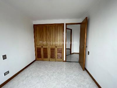 Apartamento de 3 alcobas en arriendo en La Palma, Medellín, 95 m² · foto 14 de 20