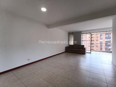 Apartamento de 3 alcobas en arriendo en La Aguacatala, Medellín, 135 m² · foto 2 de 16