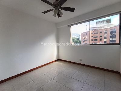 Apartamento de 3 alcobas en arriendo en La Aguacatala, Medellín, 135 m² · foto 5 de 16