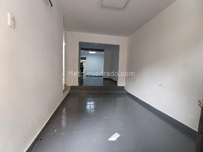 Casa de 3 alcobas en arriendo en Alcala, Envigado, 145 m² · foto 2 de 19