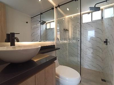 Apartamento de 2 alcobas en arriendo en La Aguacatala, Medellín, 75 m² · foto 22 de 24