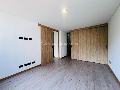 Apartamento de 2 alcobas en arriendo en La Asomadera, Medellín, 62 m² · foto 10 de 12