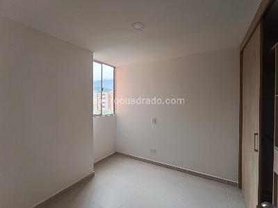 Apartamento de 3 alcobas en arriendo en La Doctora, Sabaneta, 70 m² · foto 18 de 20