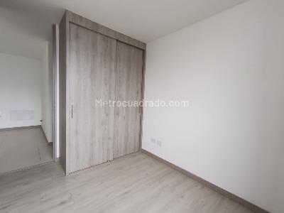 Apartamento de 3 alcobas en arriendo en Simon Bolivar Itagui, Itagüí, 80 m² · foto 2 de 20