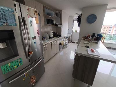 Apartamento de 3 alcobas en arriendo en Laureles Medellin, Medellín, 110 m² · foto 5 de 12