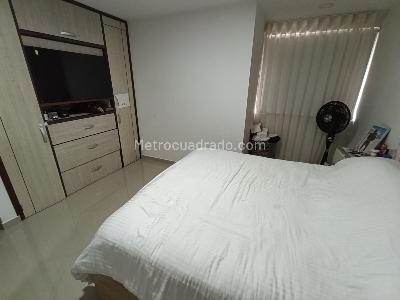 Apartamento de 3 alcobas en arriendo en Laureles Medellin, Medellín, 110 m² · foto 10 de 12