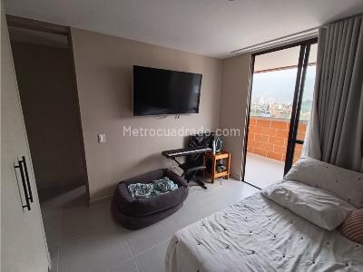 Apartamento de 3 alcobas en venta en Rosales, Medellín, 140 m² · foto 12 de 20