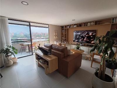 Apartamento de 3 alcobas en venta en Rosales, Medellín, 140 m² · foto 2 de 20