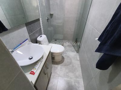 Apartamento de 2 alcobas en arriendo en Laureles Medellin, Medellín, 70 m² · foto 4 de 10