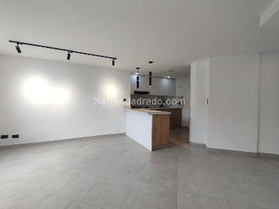 Apartamento de 1 alcoba en arriendo en Las Lomas, Medellín, 50 m² · foto 7 de 12