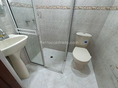 Apartamento de 2 alcobas en arriendo en Laureles Medellin, Medellín, 90 m² · foto 10 de 20