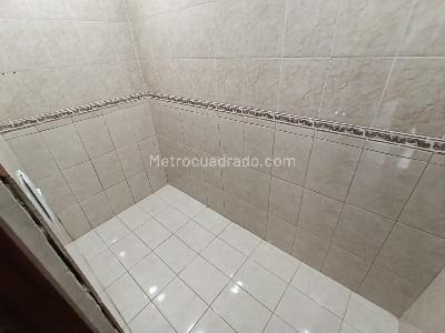 Apartamento de 2 alcobas en arriendo en Laureles Medellin, Medellín, 90 m² · foto 12 de 20