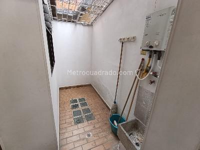 Apartamento de 2 alcobas en arriendo en Laureles Medellin, Medellín, 90 m² · foto 15 de 20