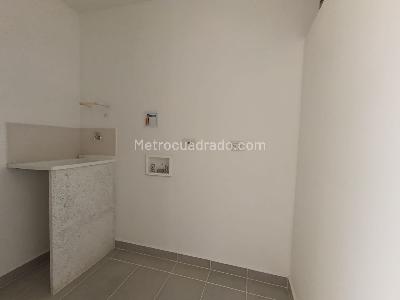Apartamento de 2 alcobas en arriendo en Loma San Jose Sabaneta, Sabaneta, 90 m² · foto 14 de 18
