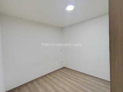 Apartamento de 2 alcobas en arriendo en Suramericana, Medellín, 55 m² · foto 5 de 9