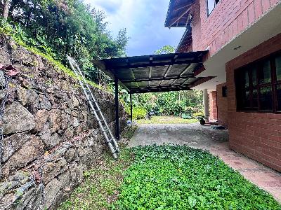 Casa de 4 alcobas en arriendo en Loma El Atravesado, Envigado, 300 m² · foto 10 de 20