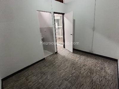 Casa de 4 alcobas en arriendo en Calasanz, Medellín, 245 m² · foto 10 de 20