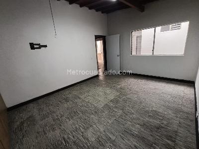 Casa de 4 alcobas en arriendo en Calasanz, Medellín, 245 m² · foto 14 de 20