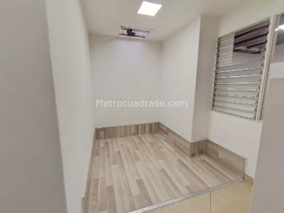 Casa de 5 alcobas en arriendo en Suramericana, Medellín, 180 m² · foto 18 de 20