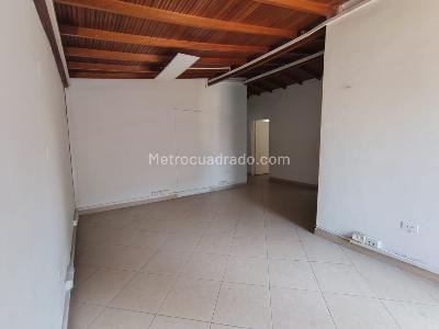 Casa de 5 alcobas en arriendo en Suramericana, Medellín, 180 m² · foto 4 de 20