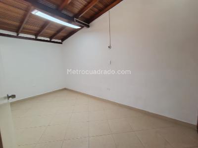 Casa de 5 alcobas en arriendo en Suramericana, Medellín, 180 m² · foto 7 de 20