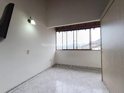 Apartamento de 3 alcobas en arriendo en Buenos Aires, Medellín, 50 m² · foto 12 de 15