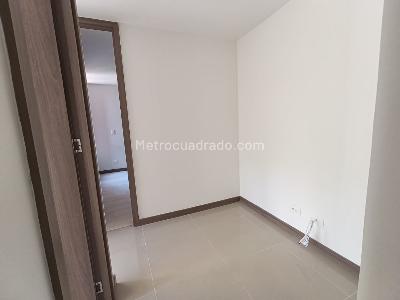 Apartamento de 3 alcobas en arriendo en El Chingui, Envigado, 79 m² · foto 14 de 14
