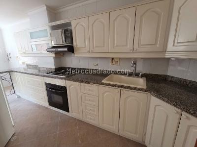 Apartamento de 3 alcobas en arriendo en Laureles Medellin, Medellín, 140 m² · foto 2 de 20