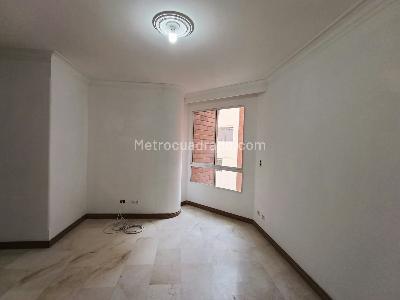 Apartamento de 3 alcobas en arriendo en Laureles Medellin, Medellín, 140 m² · foto 4 de 20