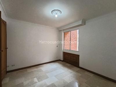 Apartamento de 3 alcobas en arriendo en Laureles Medellin, Medellín, 140 m² · foto 10 de 20