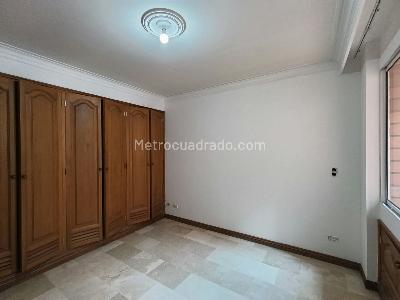 Apartamento de 3 alcobas en arriendo en Laureles Medellin, Medellín, 140 m² · foto 11 de 20
