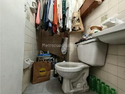 Apartamento de 2 alcobas en venta en Los Colores, Medellín, 86 m² · foto 17 de 20