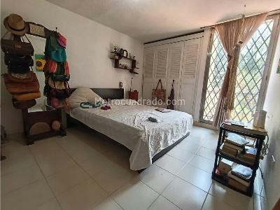 Apartamento de 2 alcobas en venta en Los Colores, Medellín, 86 m² · foto 5 de 20