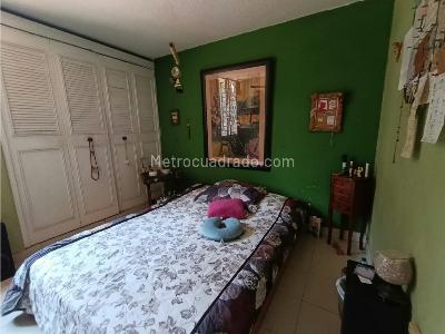 Apartamento de 2 alcobas en venta en Los Colores, Medellín, 86 m² · foto 6 de 20