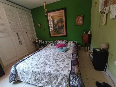 Apartamento de 2 alcobas en venta en Los Colores, Medellín, 86 m² · foto 8 de 20