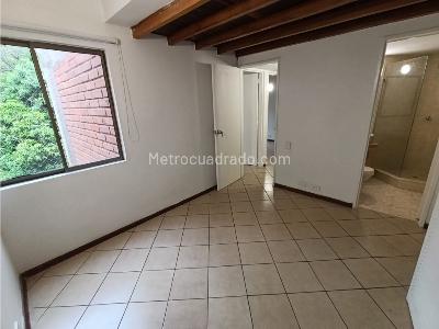 Apartamento de 4 alcobas en venta en Calasanz Parte Baja, Medellín, 77 m² · foto 15 de 19