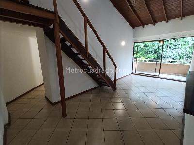 Apartamento de 4 alcobas en venta en Calasanz Parte Baja, Medellín, 77 m² · foto 3 de 19