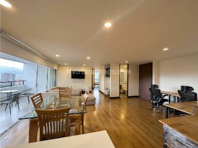 Apartamento de 2 alcobas en venta en La Florida, Medellín, 131 m² · foto 5 de 14