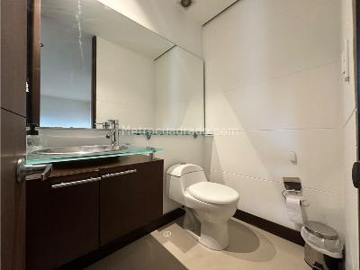 Apartamento de 2 alcobas en venta en La Florida, Medellín, 131 m² · foto 14 de 14