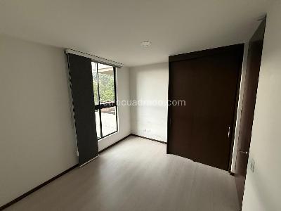 Apartamento de 2 alcobas en arriendo en El Carmelo Sabaneta, Sabaneta, 75 m² · foto 2 de 17