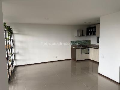 Apartamento de 2 alcobas en arriendo en El Carmelo Sabaneta, Sabaneta, 75 m² · foto 9 de 17