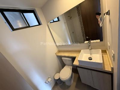 Apartamento de 2 alcobas en arriendo en El Carmelo Sabaneta, Sabaneta, 75 m² · foto 12 de 17