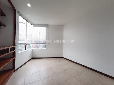Apartamento de 3 alcobas en arriendo en Castropol, Medellín, 82 m² · foto 10 de 14