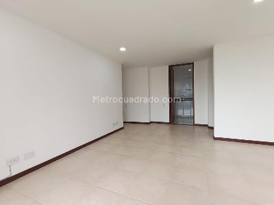 Apartamento de 3 alcobas en arriendo en Castropol, Medellín, 82 m² · foto 7 de 14
