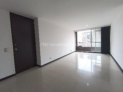 Apartamento de 3 alcobas en arriendo en Ciudad Del Rio, Medellín, 94 m² · foto 2 de 18