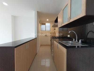 Apartamento de 3 alcobas en arriendo en Ciudad Del Rio, Medellín, 94 m² · foto 4 de 18