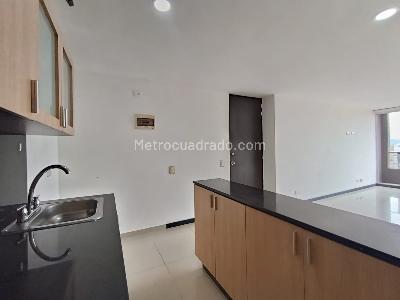 Apartamento de 3 alcobas en arriendo en Ciudad Del Rio, Medellín, 94 m² · foto 6 de 18